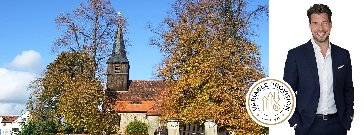Kirche in Blankenfelde-Mahlow als markantes Ortsmotiv im Berliner Umland