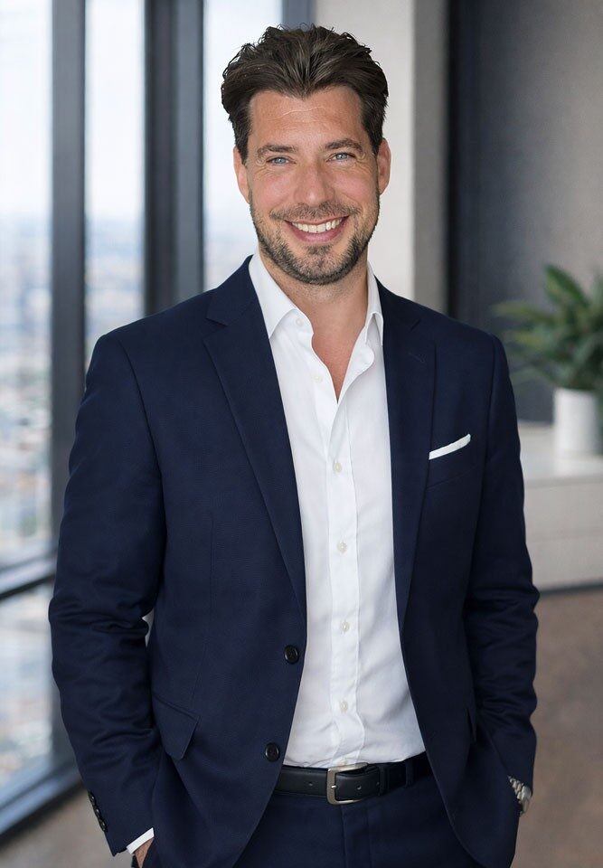 Adrian Ludwig, Inhaber · BERLIVING Real Estate